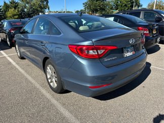 Used 2015 Hyundai Sonata SE w/ Option Group 09 video 2