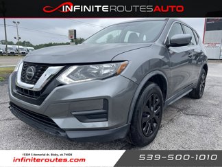 Used 2018 Nissan Rogue S image 1