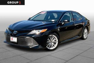 Certified 2018 Toyota Camry XLE image 1