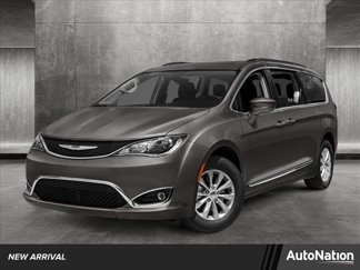 Used 2018 Chrysler Pacifica Touring Plus w/ Tire & Wheel Group image 1