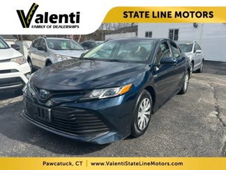 Used 2018 Toyota Camry LE image 1