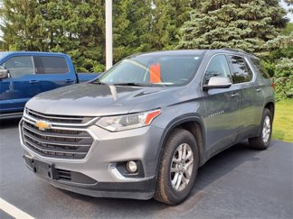 Used 2020 Chevrolet Traverse LT image 1