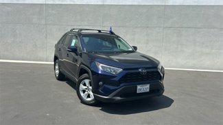 Used 2019 Toyota RAV4 XLE image 1