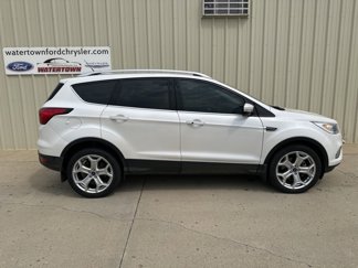 Used 2019 Ford Escape Titanium image 1