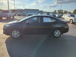 Used 2021 Nissan Versa S image 1