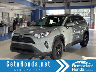 Used 2020 Toyota RAV4 XLE image 1