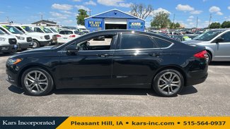 Used 2017 Ford Fusion SE w/ Equipment Group 201A image 1