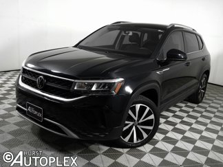Used 2022 Volkswagen Taos SE image 1
