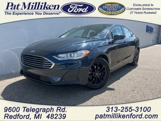 Certified 2020 Ford Fusion SE image 1
