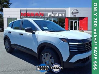 Used 2025 Nissan Kicks S image 1