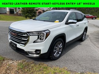 Used 2024 GMC Terrain SLT image 1