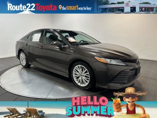 Used 2019 Toyota Camry XLE image 1