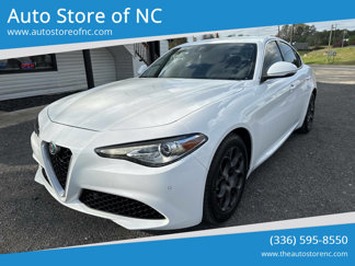 Used 2017 Alfa Romeo Giulia AWD image 1