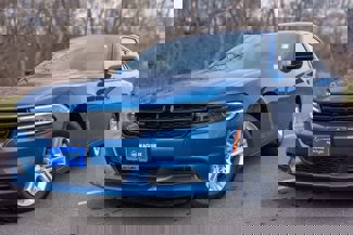 Used 2023 Dodge Charger SXT image 1