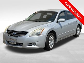 Used 2012 Nissan Altima 2.5 S image 1