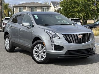 New 2025 Cadillac XT5 Luxury image 1