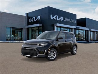 New 2025 Kia Soul LX image 1