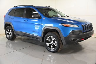 Used 2018 Jeep Cherokee Trailhawk w/ Comfort/Convenience Group image 1