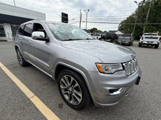 Used 2017 Jeep Grand Cherokee Overland image 1