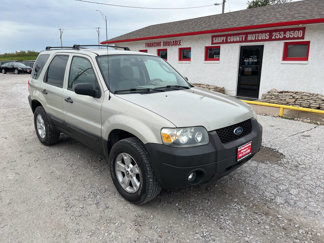 Used 2005 Ford Escape XLT image 1