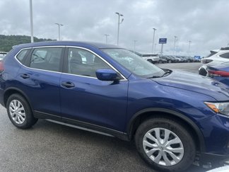 Used 2018 Nissan Rogue S image 1