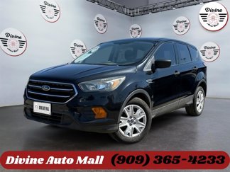 Used 2018 Ford Escape S image 1