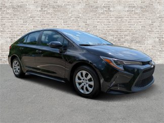 Used 2022 Toyota Corolla LE image 1