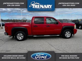 Used 2009 Chevrolet Silverado 1500 2WD Crew Cab image 1