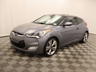 Used 2017 Hyundai Veloster Value Edition image 1