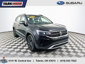 Used 2022 Volkswagen Taos S image 1