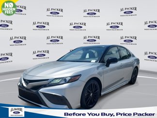 Used 2022 Toyota Camry XSE image 1