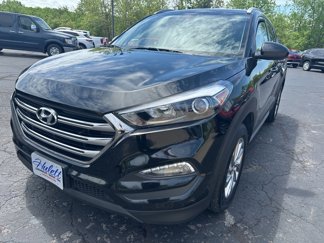Used 2017 Hyundai Tucson SE image 1