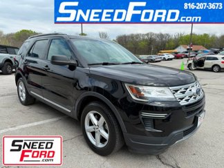 Used 2019 Ford Explorer XLT image 1