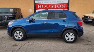 Used 2019 Chevrolet Trax LT w/ LT Convenience Package image 1