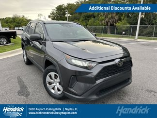 Used 2019 Toyota RAV4 LE video 1