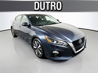 Used 2020 Nissan Altima 2.5 SV image 1