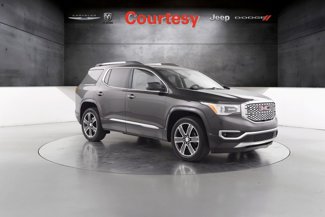 Used 2018 GMC Acadia Denali w/ Technology Package image 1