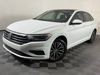 Used 2021 Volkswagen Jetta SE w/ SE Cold Weather Package image 1