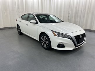Used 2021 Nissan Altima 2.5 SL image 1