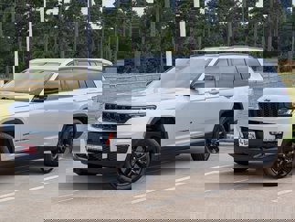 Used 2023 Jeep Grand Cherokee L Limited w/ Black Appearance Package image 1