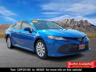 Used 2020 Toyota Camry LE image 1