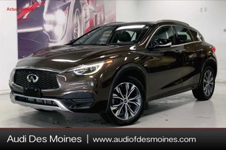 Used 2017 INFINITI QX30 AWD image 1