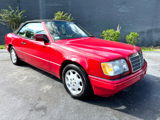 Used 1995 Mercedes-Benz E 320 Convertible image 1