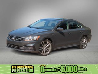Used 2018 Volkswagen Passat 2.0T R-Line image 1