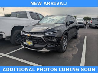 Used 2023 Chevrolet Blazer LT image 1