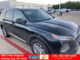 Used 2019 Hyundai Santa Fe SE image 1
