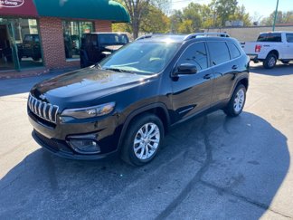 Used 2019 Jeep Cherokee Latitude w/ Popular Appearance Group image 1