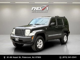 Used 2010 Jeep Liberty Sport image 1