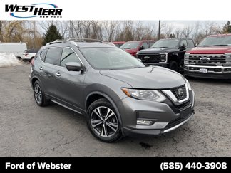 Used 2019 Nissan Rogue SV w/ Premium Package image 1