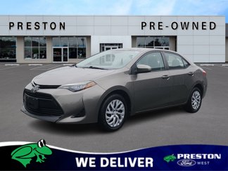 Used 2017 Toyota Corolla LE image 1